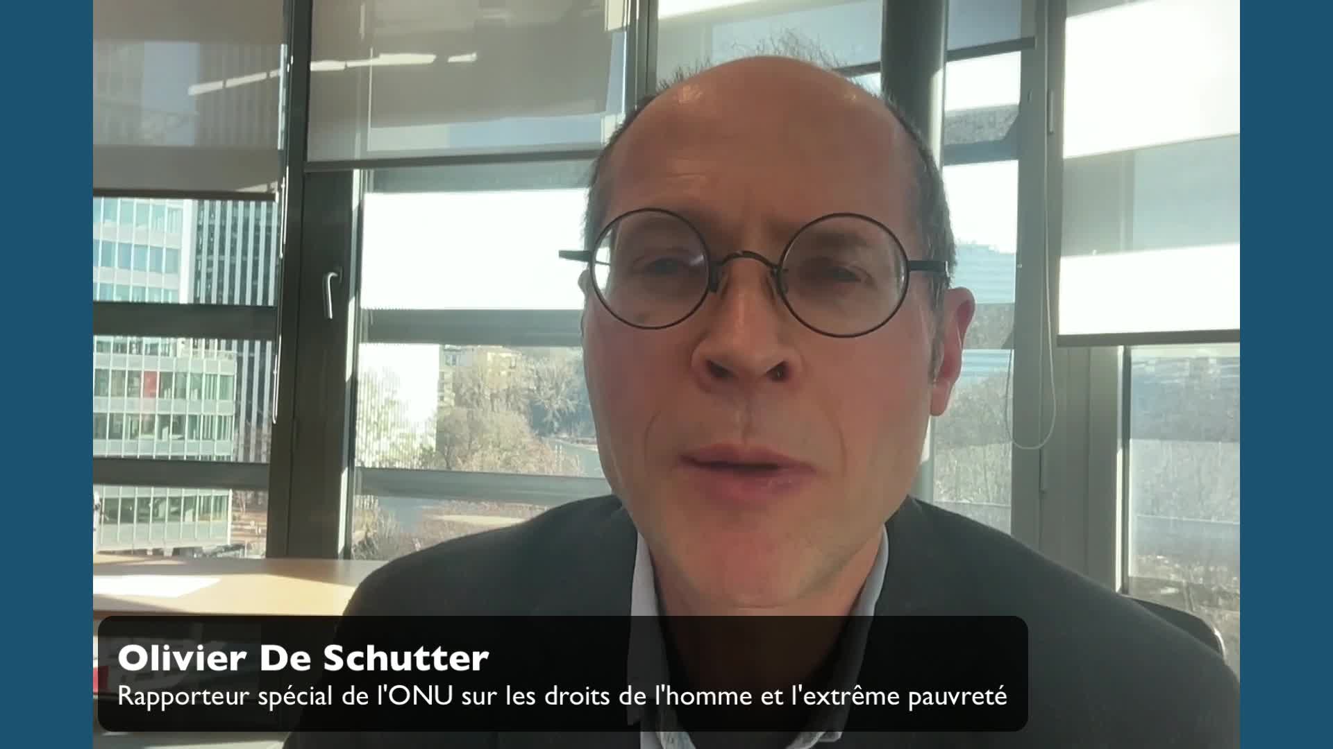 panel_ndeg1_-_perspectives_critiques_sur_les_systemes_alimentaires_au_regard_du_droit_a_lalimentation.mp4