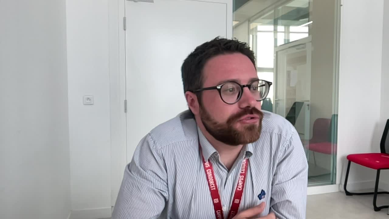 Qu'est-ce que le fonds Gaston Paris conservé à l'Humathèque ?