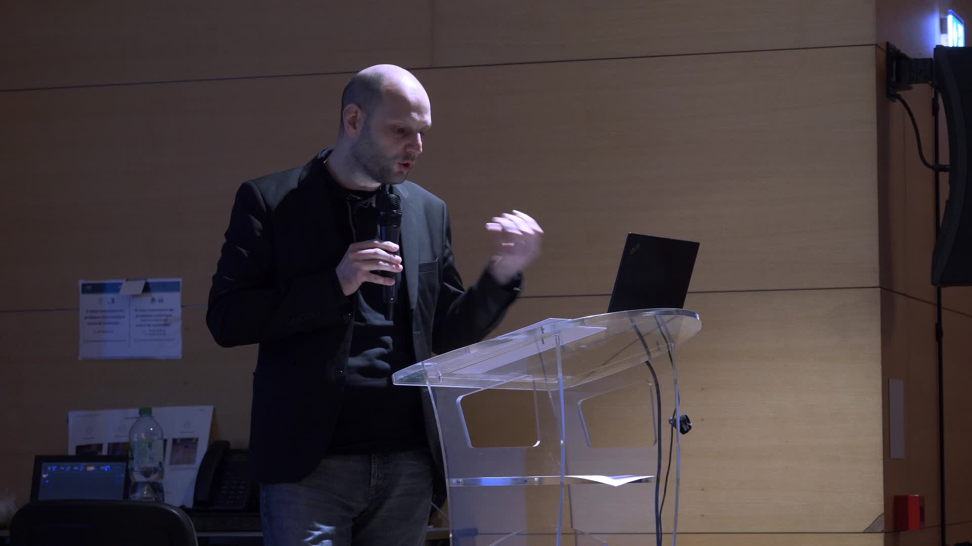 17_colloque_glozel_damien_karbovnik.mp4