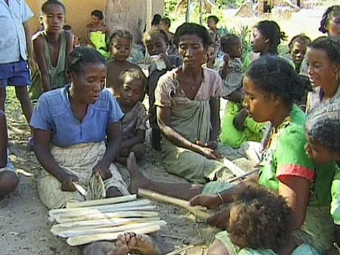 Nosy hira - Madagascar : l'île chant