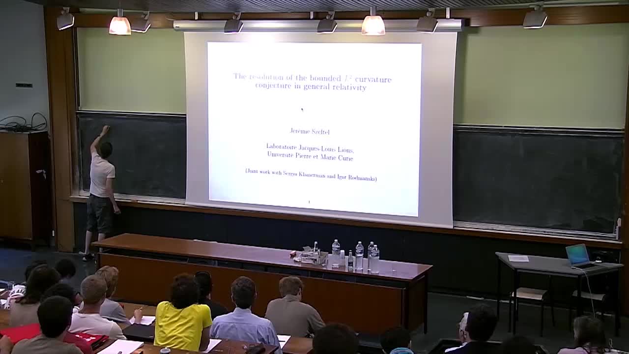 Jérémie Szeftel The resolution of the bounded L2 curvature conjecture in General Relativity (Part 1)