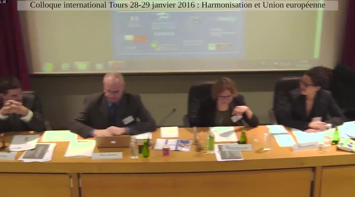 Fabienne PERALDI LENEUF (Professeur de Droit Public - Université Paris-
Sud)
"L’harmonisation comme instrument de la simplification normative"