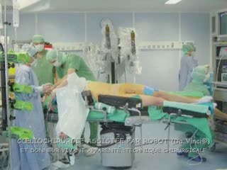 Coeliochirurgie assistée par robot (Da Vinci) et donneur vivant apparenté (DVA) : technique chirurgicale