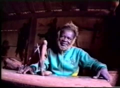 Chronique Aka 1991, Ngopama : La danse du professeur et le refus des Aka