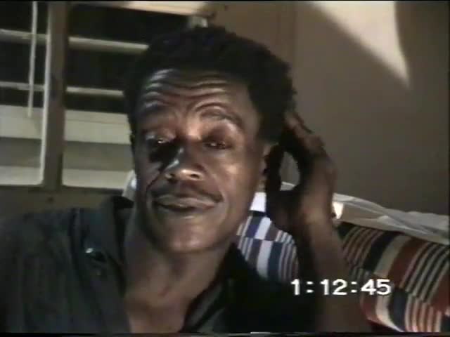 Chronique aka 1994 : Mythe du fils crotte (version courte), 27 décembre 1994, appartement du CNRS, ORSTOM Bangui