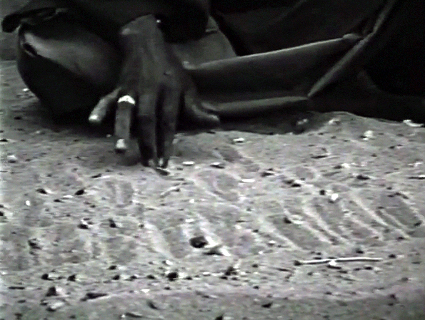 Divination par géomancie (Pikine, Sénégal 1987),