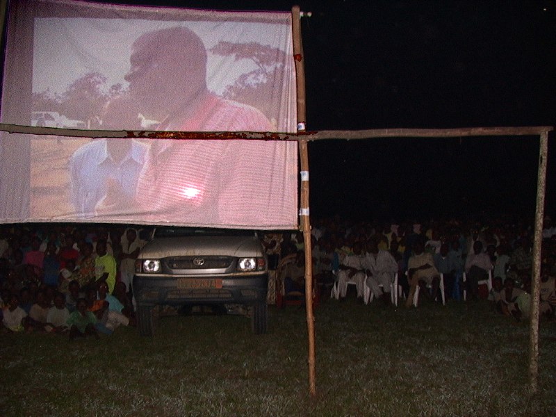 Ebola au Congo en juin 2003, Kéllé, Mbomo  :  virus paroles et vidéo