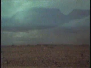 Surprenant désert (1989)