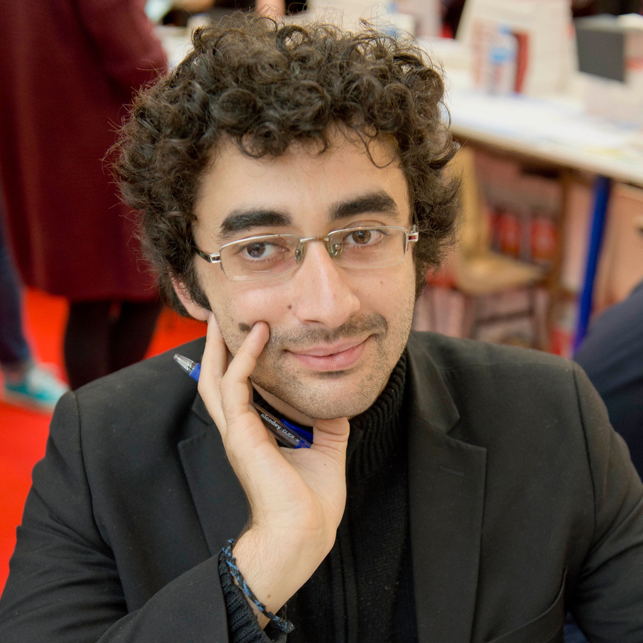 La Bibliothèque francophone reçoit l’écrivain Omar Souleimane
